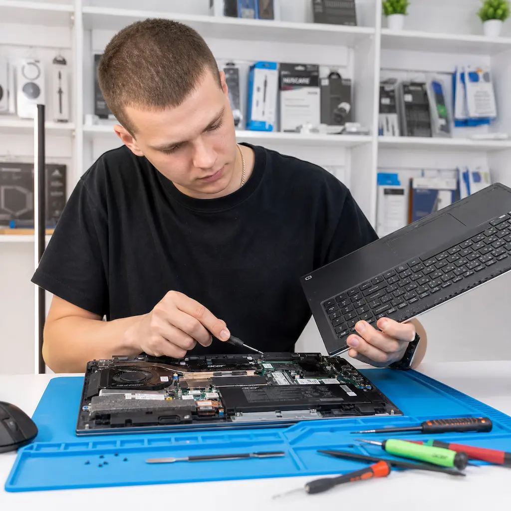 заменить клавиатуру на ноутбуке Acer в Смоленске