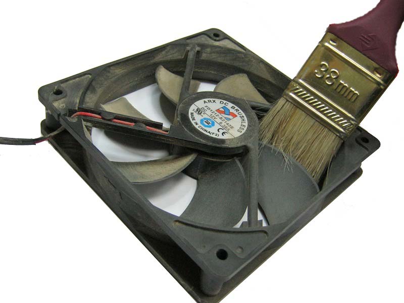 Чистка компьютера в Смоленске от пыли
